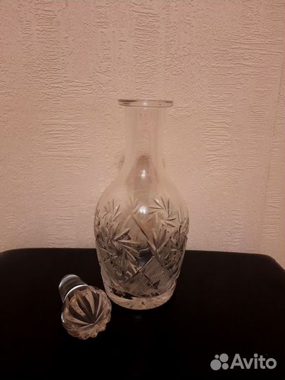 Графин хрустальный с крышкой