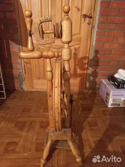 Прялка деревянная старинная