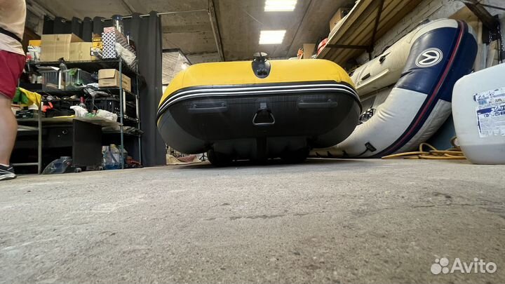 Reef Skat Triton 370 s-max