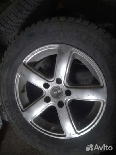 Комплект колес 215/65 R16