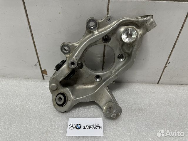Кулак подвески задний левый Mercedes C 63 AMG W205
