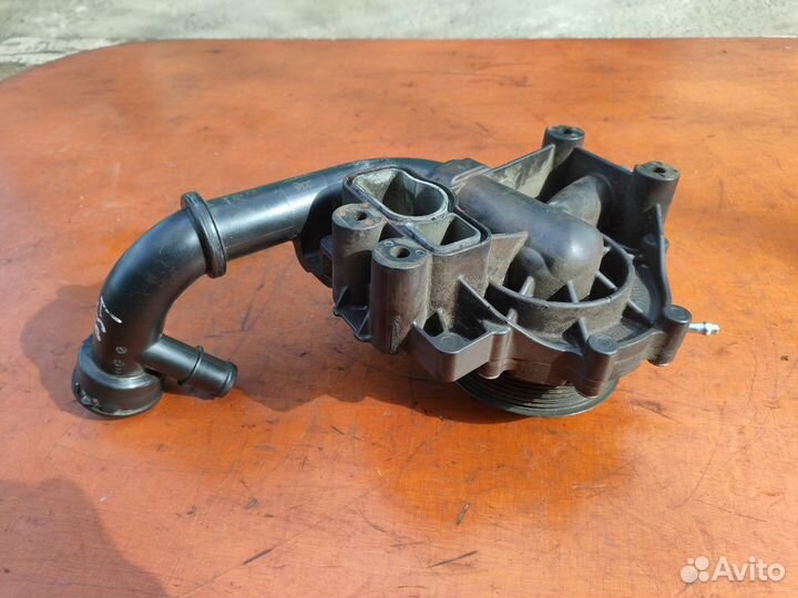 Водяной насос MB om651 2.2 CDI ML166 E212 C205