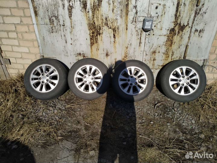 Продам летние колеса на литых дисках Киа ceed