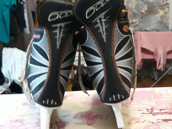 Коньки мужские черные б/у