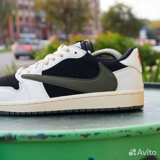 Кроссовки nike air jordan 1 low travis scott