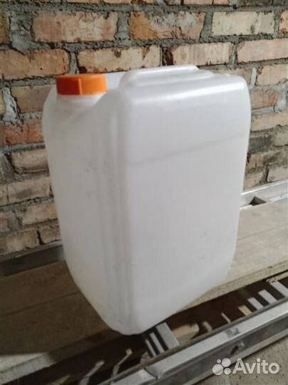 Канистра пластиковая 20л