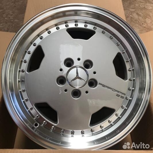 Новые диски R18 на Mersedes