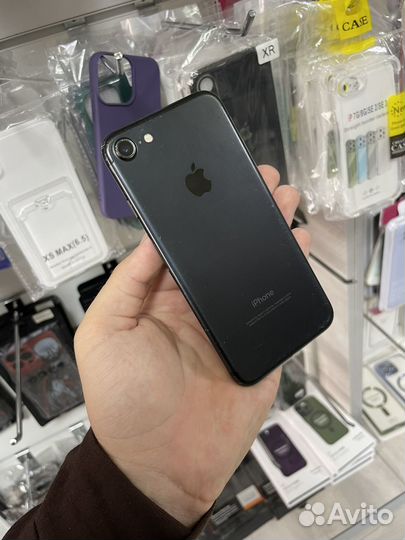 Айфон 7 32gb черный