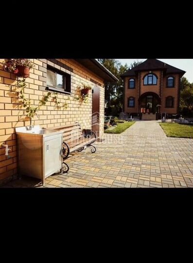 Дом 130 м² на участке 7 сот.