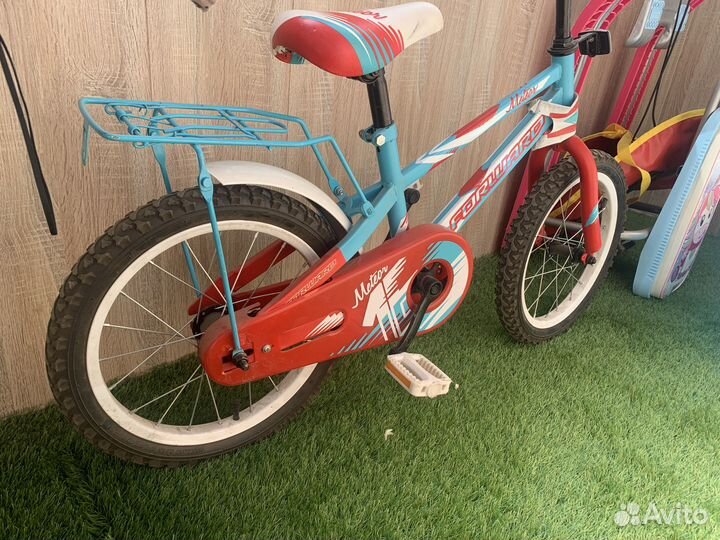 Детский велосипед 16