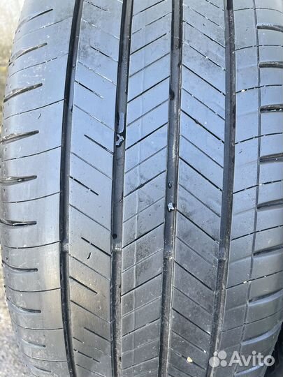 Goodyear EfficientGrip 215/60 R16