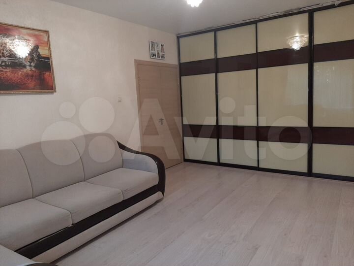 2-к. квартира, 52,2 м², 2/5 эт.