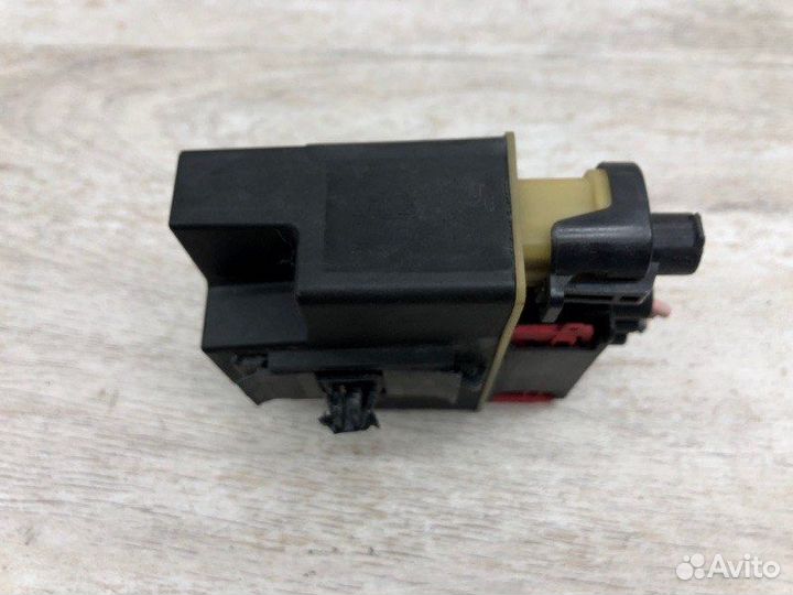 Реле свечей накала Peugeot 5008 универсал DV6C