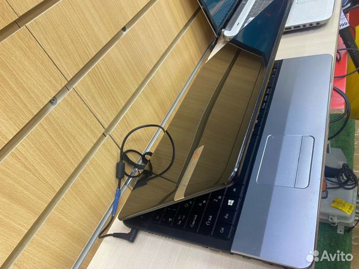 Ноутбук Packard Bell B9604