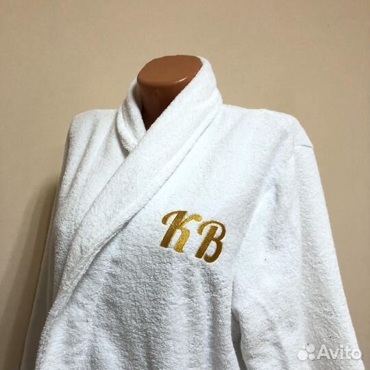 Плюшевый халат с именной вышивкой на заказ