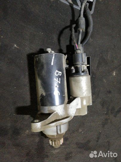 Стартер Volkswagen Passat B7 caxa 2012