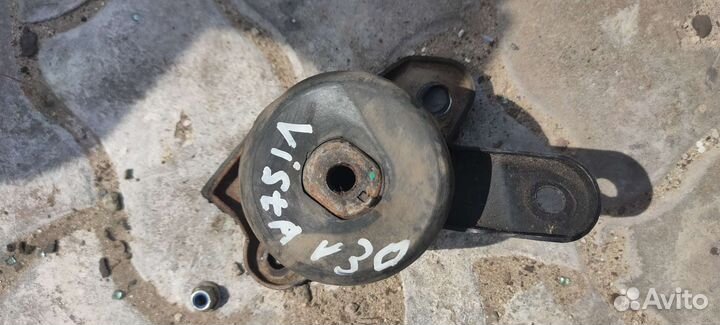 Подушка двигателя правая Toyota Vista SV30 3SFE