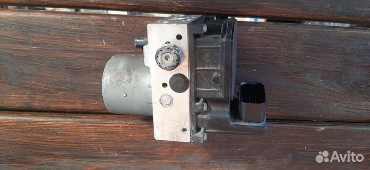 Блок ABS Audi A8 D3 2008г