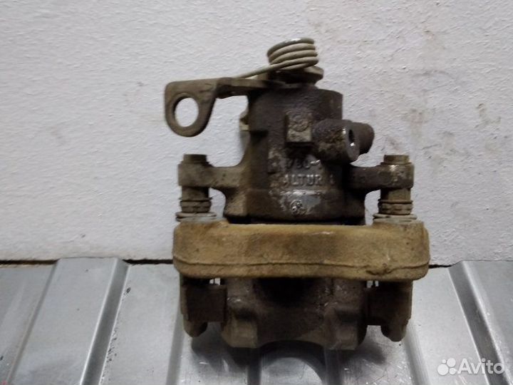 Суппорт задний задний левый Peugeot 207