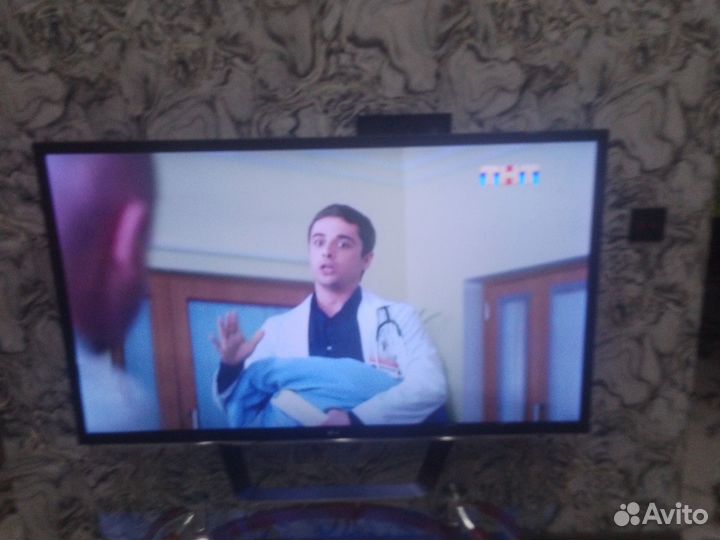 Телевизор SMART tv 55 дюймов