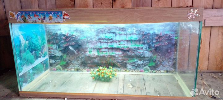 Аквариум с лампой(есть торг) +2 пакета мелочовки