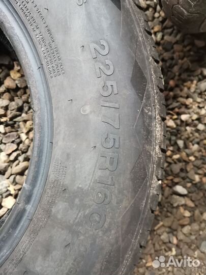 Резина R16. 225.75 грузовая