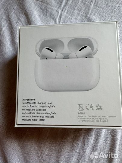 Коробка от наушников Airpods Pro apple