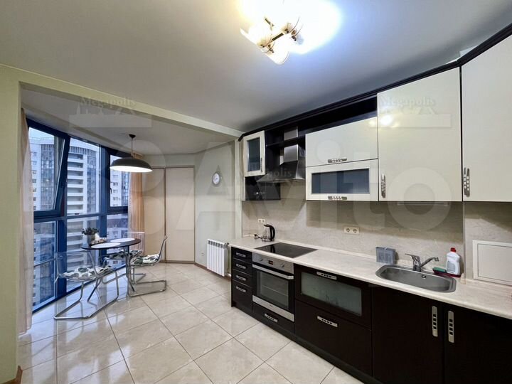 2-к. квартира, 55 м², 17/25 эт.