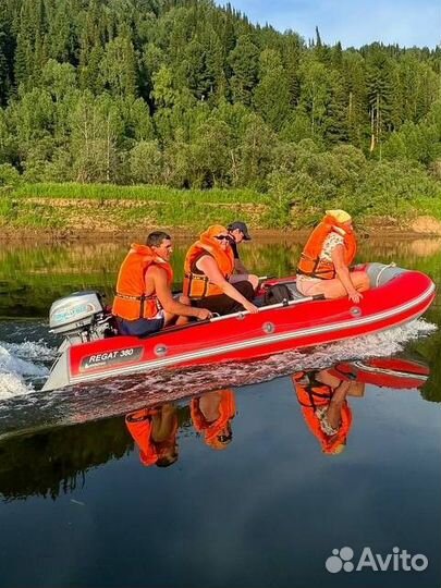 Моторная лодка регат 380