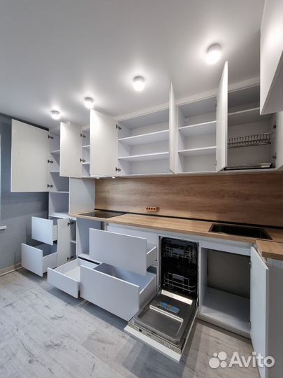 Кухонный гарнитур угловой