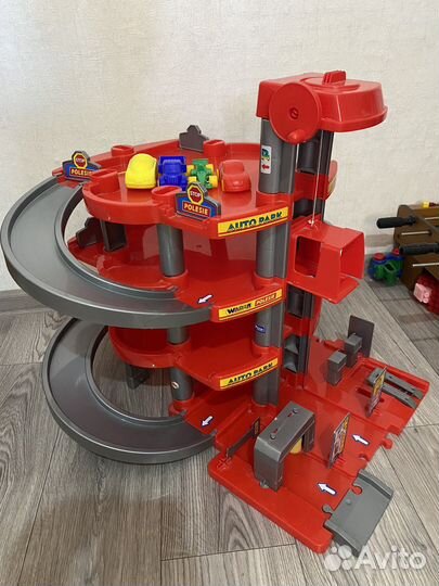 Трек парковка