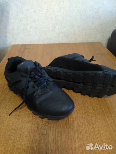 Кроссовки для мальчика