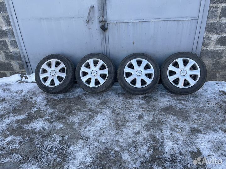 Goodyear Ultragrip Ice Arctic 205/60 R16