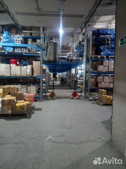 Сборщик товара на склад