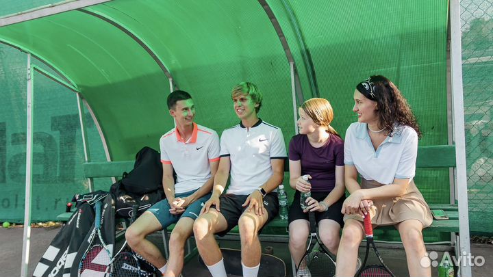 Тренер по большому теннису