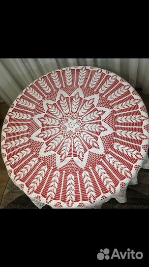 Скатерть вязаная белая