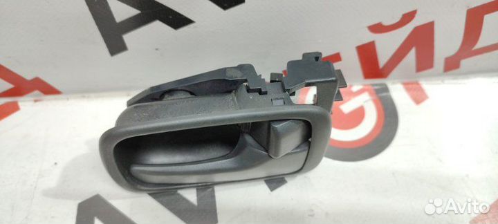 Ручка двери внутренняя передняя правая Mitsubishi