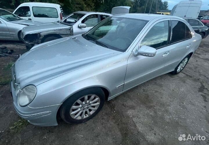 Mercedes W211 2008 г по запчастям
