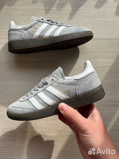 Кроссовки женские adidas handball grey 36-37