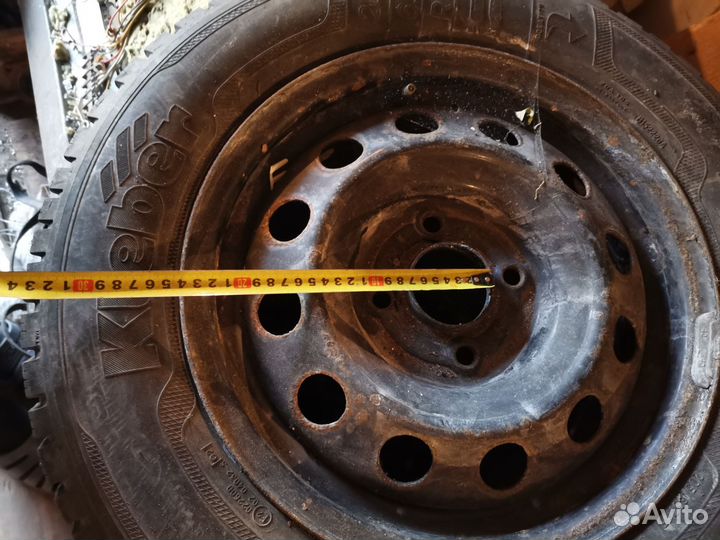 Колесо для легковой машины