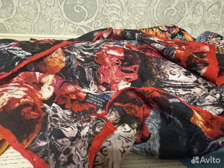 Женские шарфы и платки