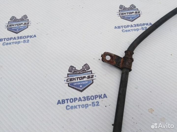 Трос ручника правый Hyundai Santa Fe 2 CM