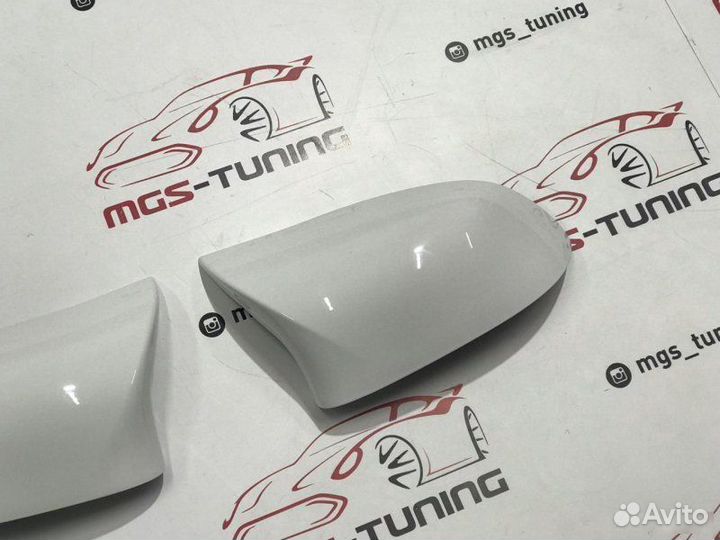 Накладки на зеркала (крышки) Х6 М BMW F16 белые