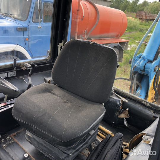 Экскаватор-погрузчик МТЗ (Беларус) ЭО-2621, 2003