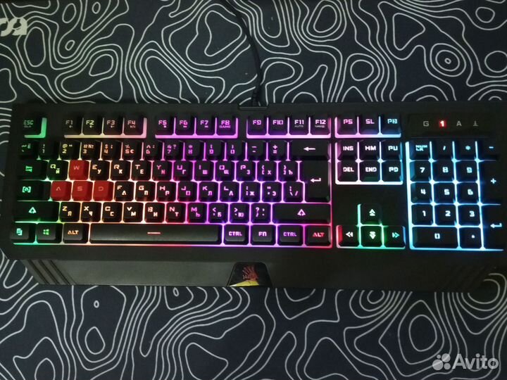 Игровая клавиатура с подсветкой