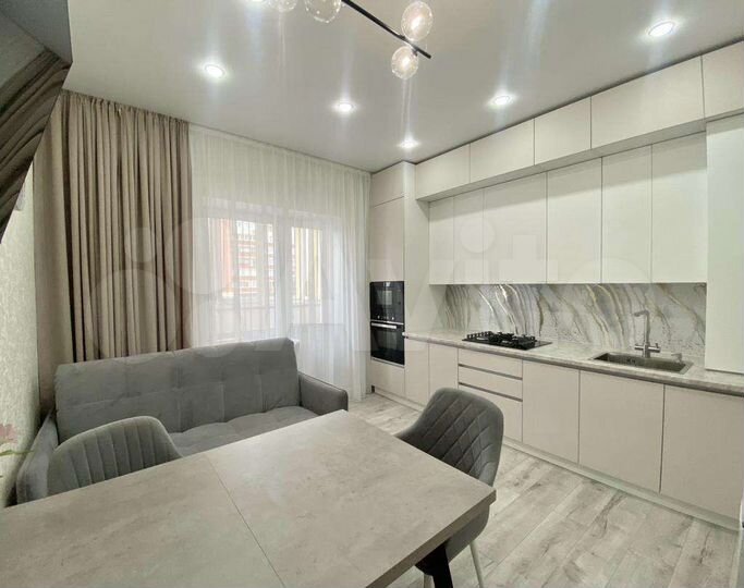 2-к. квартира, 54,5 м², 1/9 эт.