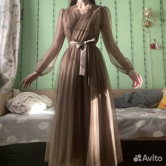 Вечернее платье