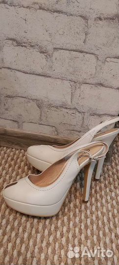 Босоножки женские 38 размер натуральная кожа