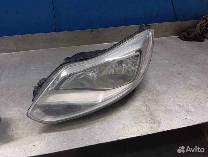 Фары Ford focus 3