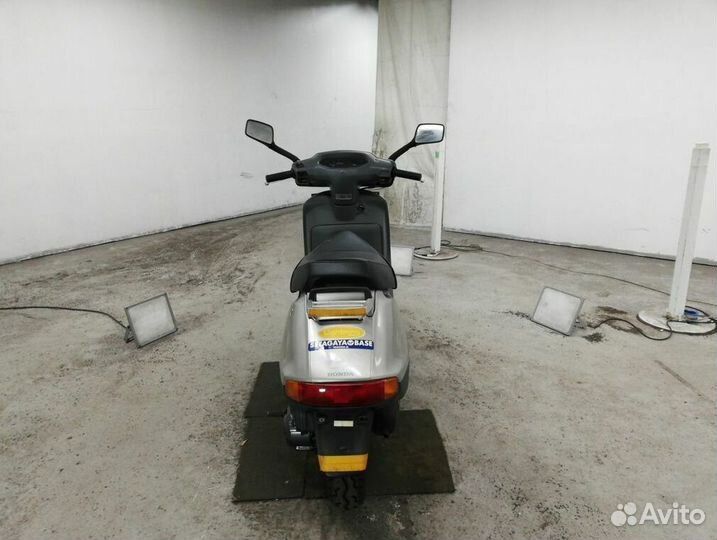 Honda Lead-90